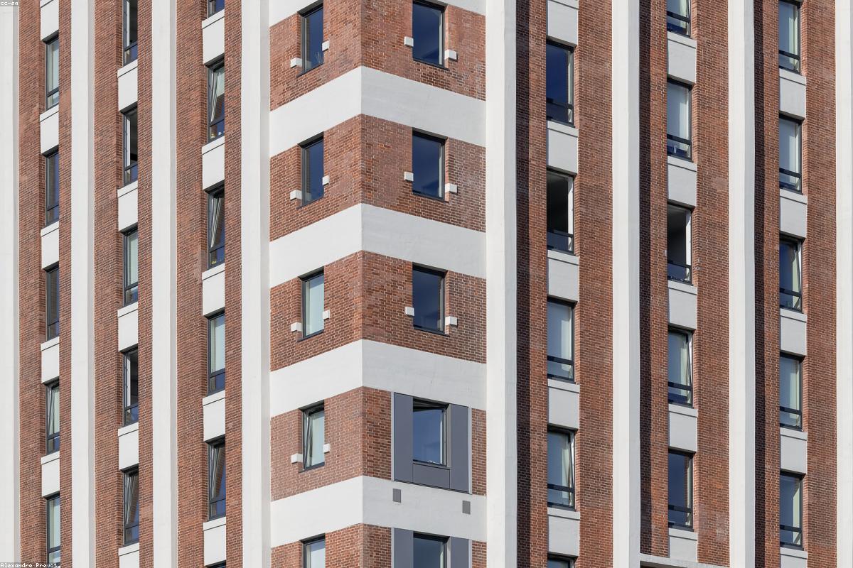 Tranchées de réseaux VRD ouvertes sur un chantier de Loire-Atlantique